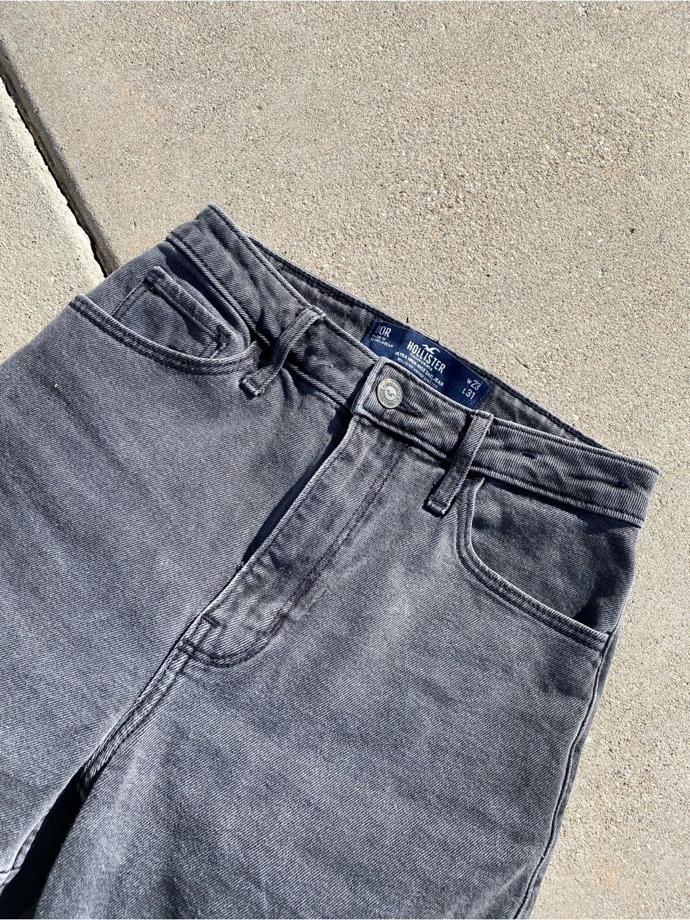 Hollister ultra high-rise dad Jean